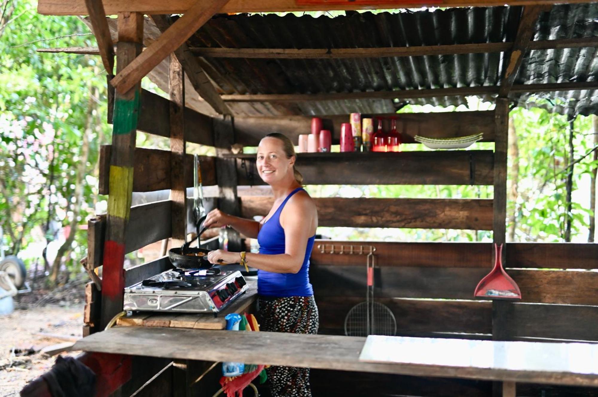 Land Of Promise - Reggae Bar & Eco Village Zanderij Exterior foto